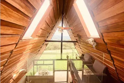 Image de Valhalla cabin with jacuzzi, fireplace and mountain view