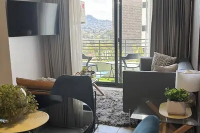 2 bedr. apartment + studio + balcony + fast Wifi