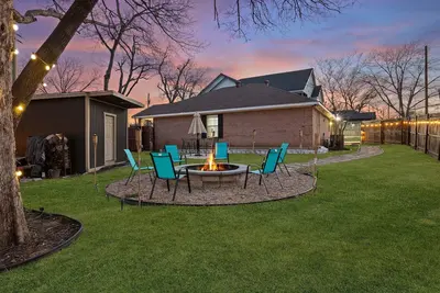 Image de Amazing 3 Bdr Retreat in Oak Cliff/Bishop Arts!