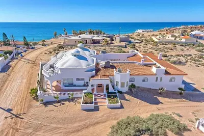 Image de Stunning Oceanview Bungalow | Barefoot Bungalow 1