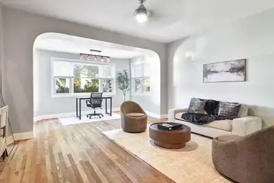 Image de Mtr-Gym Gear-Garage Parking-Patio - Work Space