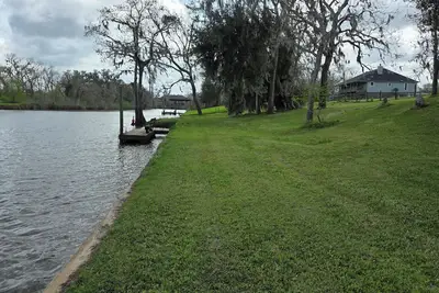 Image de Private River Front Property on the San Bernard River in Sweeny Tx.