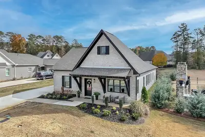 Image de Gameday Getaway Au Club Home - 3br + Outdoor Entertaining