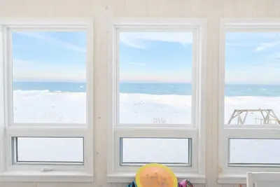 Image de Cozy Lake Huron Retreat | Family & Dog Friendly