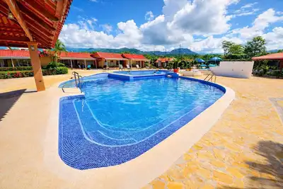 Image de 5-Min Walk to Jacó Beach  Shops, Tours & Dining Nearby