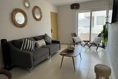 Image de Depto. 2 rec. frente al Mar (Bahia)