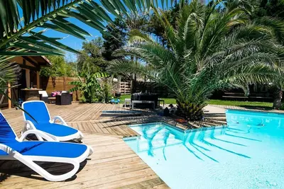 Image de Grande villa 14 pers, piscine, grand jardin, proche plages