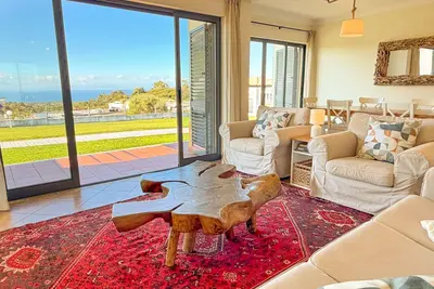 Image de Casa Meco - Near Beach W/ Ocean View & Parking