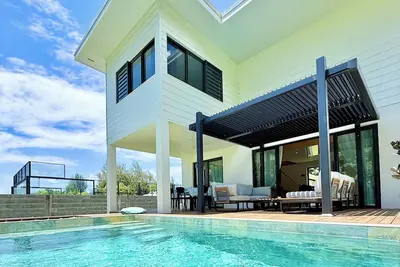 Image de Villa Vaimoeani + bungalow - piscine et calme à Haapiti, Moorea - 8 pers