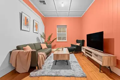Image de Pet-friendly! Budget Home Walk to Gabba/Hospital