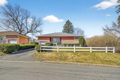 Image de Perfect 4-bedroom house with Ac in tranquil Albany