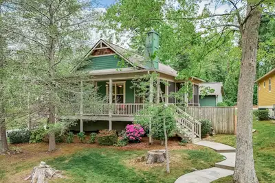 Image de Lake Cove Cottage at Highland Lake | 2br Retreat | Walkable Lake Community
