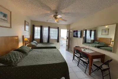 Image de Comfortable and fully equipped apartment in a great location- 2276