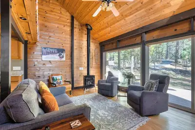 Image de Perfect Sunriver Escape, 3br Cabin + Sharc Passes
