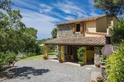 Image de Belle maison de vacances privée pour 6 personnes avec Wifi, Tv, patio et animaux admis