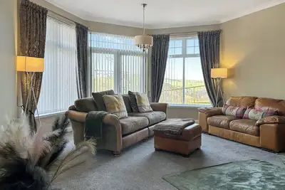 Image de 5 chambres à coucher à Hawick