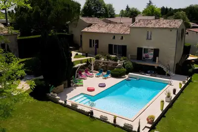 Image de Gîte L'authentic : maison de vacances avec terrasse partagée, Wi-Fi et climatisation