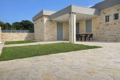 Image de Ag Stone Home - Idyllic Beachside Villa in Isthmia