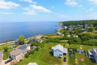 Image de Seaside Home I Sleeps 6 I Plum Cove Beach+Rockport