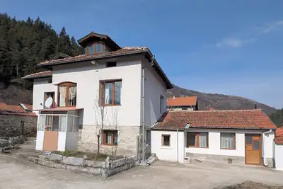 Image de Large house in mountain village with large Bbq area, sauna & close to ski slopes