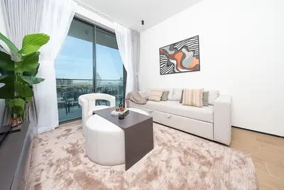 Image de Jvc Luxe Apt W Balcony & Pool Access