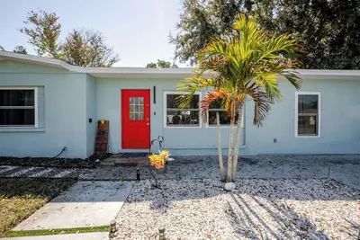 Image de Bayshore Beauty - well located 5 bedroom house with a pool