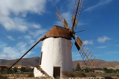 Image de Historic traditional house with windmill