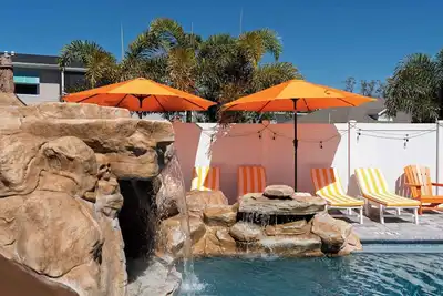 Image de 6 Min to Img - Heated Pool w/ Slide - Putt Putt