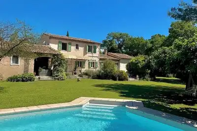 Image de Renovated 4-bed 3. 5-bath Villa with Pool - Callian- Pays de Fayence