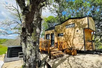 Image de Tiny La Truffière*Spa*Insolite