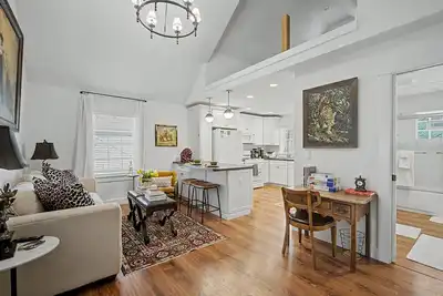 Image de New Bemus Point Cottage • Walk to Town • Dock on Chautauqua Lake