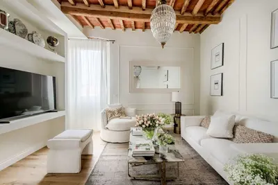 Image de Lucca Center Home with Parking & Balcony