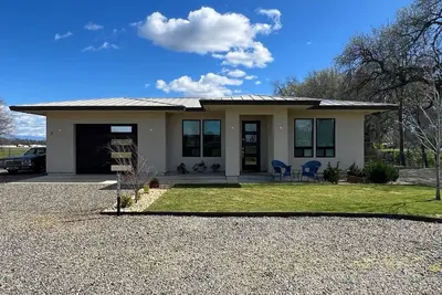 Image de Hughes Landing | River Fishing Boat Ramp Retreat 2