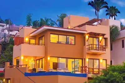 Image de 4br. Best Location close to Town and Surfing