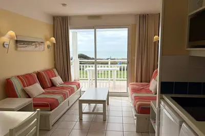 Image de Vue Mer, Piscine  Calme  150m Océan  Parking