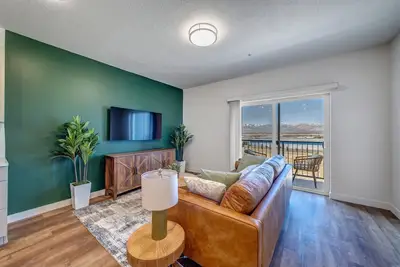 Image de Brand New 1bd Apt w/ Gym