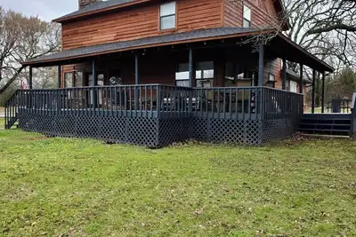 Image de 5 Min to Lake Tenkiller, Fire Pit, Sleeps 8