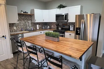 Image de Adorable 2-bedroom house with Ac in charming Marsing with river view