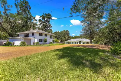 Image de Rainbow Retreat Luxury Escape: 2 Homes, 11 Bedrooms, Perfect for Big Groups!