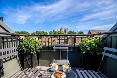 Image de The King Suite-Appartement-en Ville-Sdb privée ave