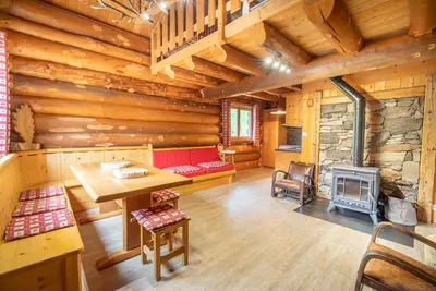 Image de Chalet en rondins, proche des pistes, 8p