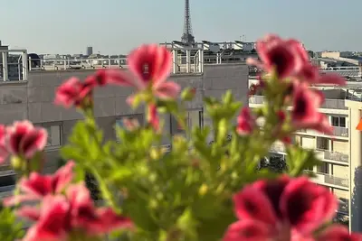 Apparemment vu Tour Eiffel