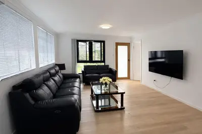 Image de 3br Family Home · Walk to Waterfront & Wading Pool