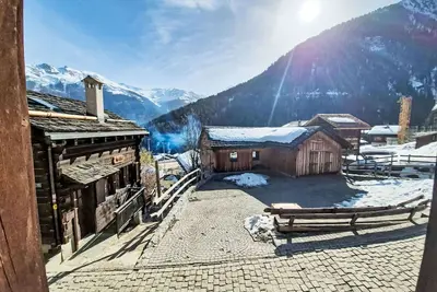 Image de Joli appartement pour 5 personnes avec Wifi, Tv et patio