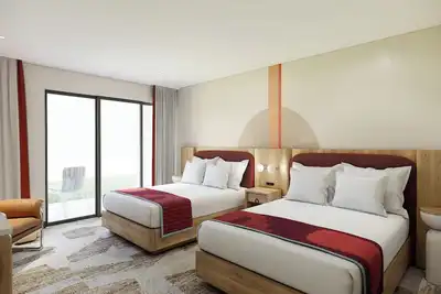 Image de 2 Elegant Rooms Perfect for Family or Group Getaways w/ Easy Spa & Pool Access