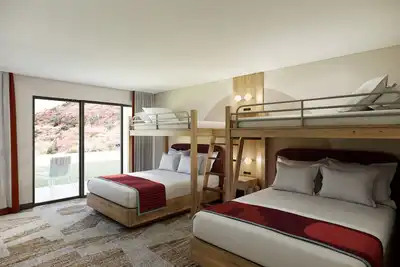 Image de 2 Bright & Stylish Rooms Near Landmarks – Easy Access to Scenic Mountain Views