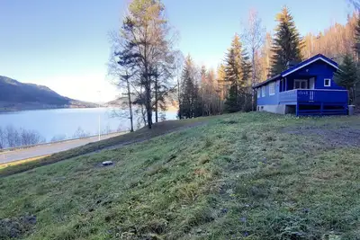 Image de Small Blue House - Overview Losna