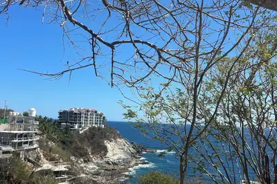Image de Private Room at Punta Blanca, Puerto Angel - Pool & Shared Kitchen