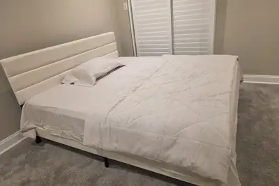 Image de 5 bedroom house