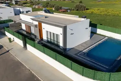 Image de 3-Bedroom Dream Homes Villa in Peaceful Yeni Boğaziçi with Large Swimming Pool